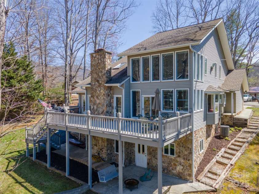 82 Avisco Road, Robbinsville, NC 28771.  MLS# CAR4245752, YatesRealty ID 5114. 