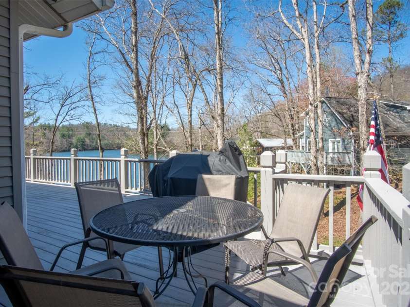 82 Avisco Road, Robbinsville, NC 28771.  MLS# CAR4245752, YatesRealty ID 5114. 