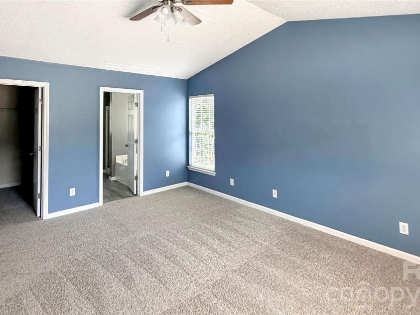 9334 Arbor Creek Drive, Charlotte, NC 28269.  MLS# CAR4425458, YatesRealty ID 51140. 