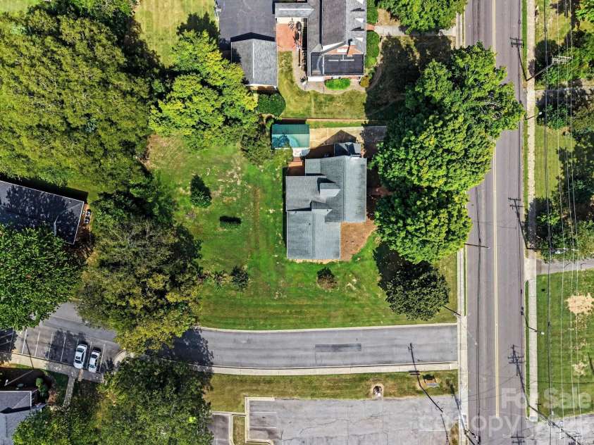433 Main Street, Mocksville, NC 27028.  MLS# CAR4423506, YatesRealty ID 51141. 