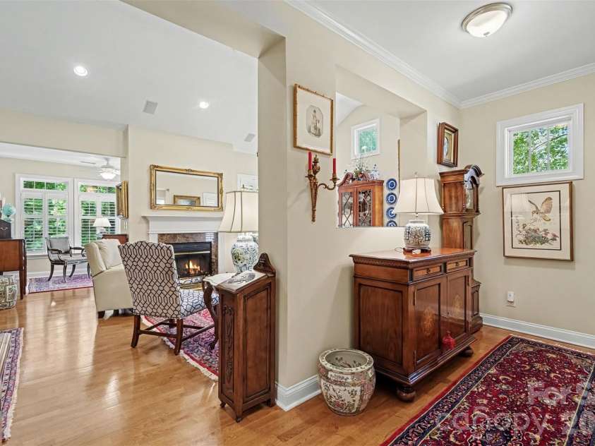 2604 Bellasera Way, Matthews, NC 28105.  MLS# CAR4425096, YatesRealty ID 51142. Entryway into family room