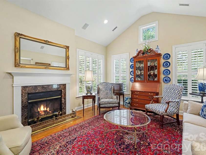 2604 Bellasera Way, Matthews, NC 28105.  MLS# CAR4425096, YatesRealty ID 51142. Family Room