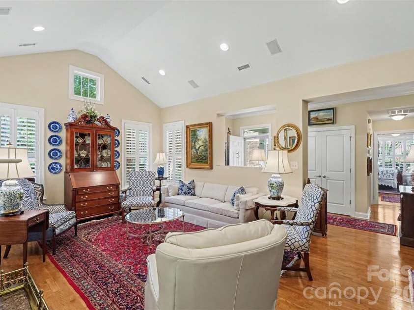 2604 Bellasera Way, Matthews, NC 28105.  MLS# CAR4425096, YatesRealty ID 51142. Family room