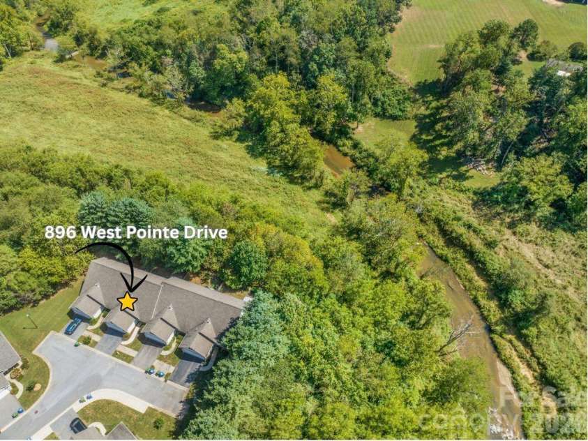 896 West Pointe Drive, Asheville, NC 28806.  MLS# CAR4420183, YatesRealty ID 51145. 