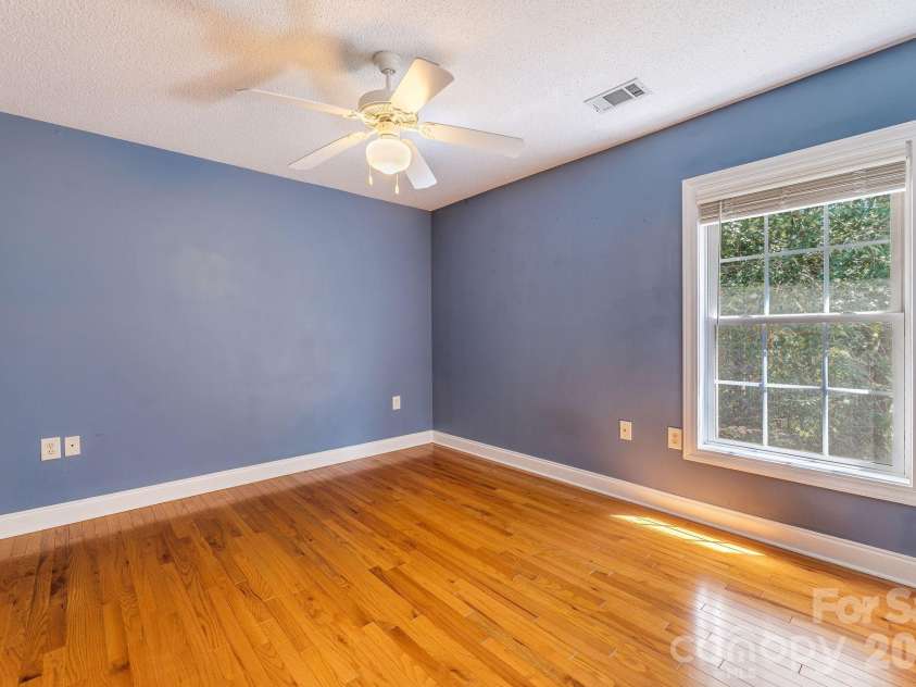 896 West Pointe Drive, Asheville, NC 28806.  MLS# CAR4420183, YatesRealty ID 51145. Upper bedroom 3.