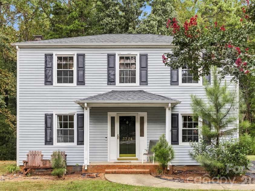 3724 Beulah Church Road, Matthews, NC 28104.  MLS# CAR4425416, YatesRealty ID 51147. 