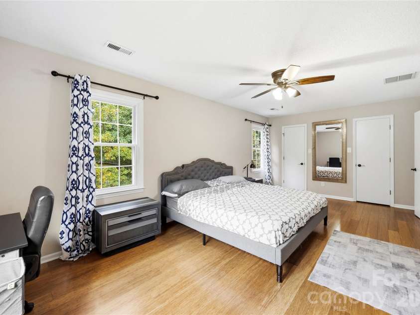 3724 Beulah Church Road, Matthews, NC 28104.  MLS# CAR4425416, YatesRealty ID 51147. 