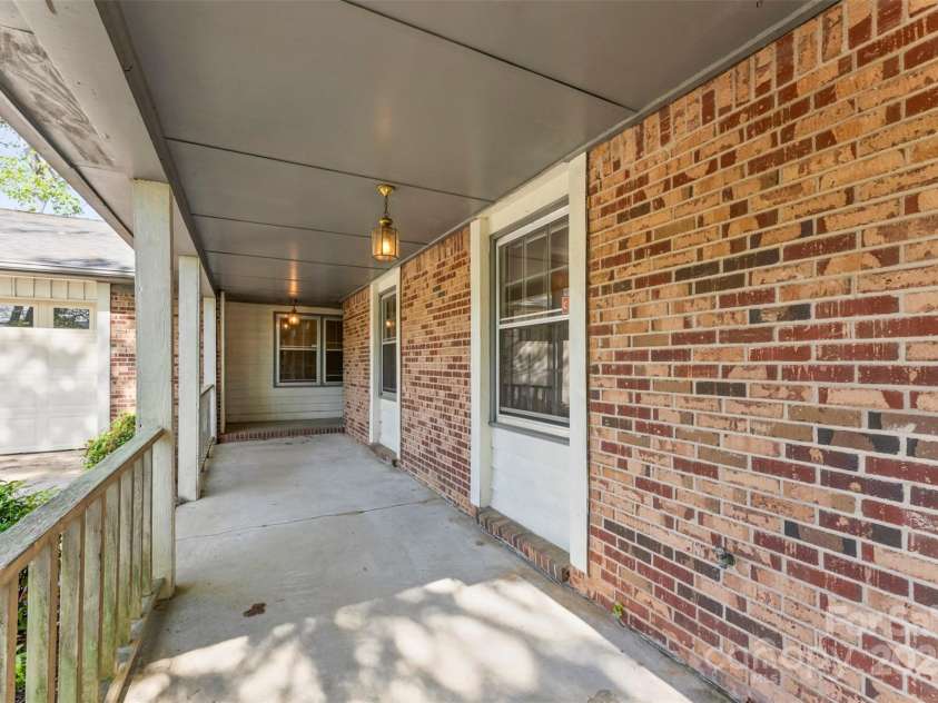 2643 Providence Drive, Gastonia, NC 28052.  MLS# CAR4245799, YatesRealty ID 5115. 