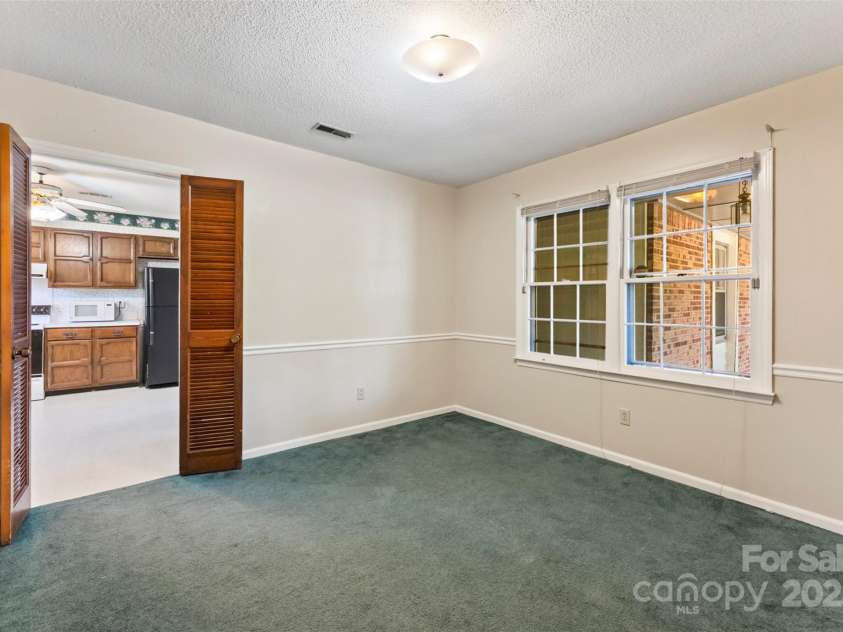 2643 Providence Drive, Gastonia, NC 28052.  MLS# CAR4245799, YatesRealty ID 5115. 