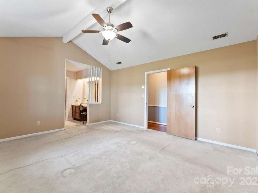 2643 Providence Drive, Gastonia, NC 28052.  MLS# CAR4245799, YatesRealty ID 5115. 