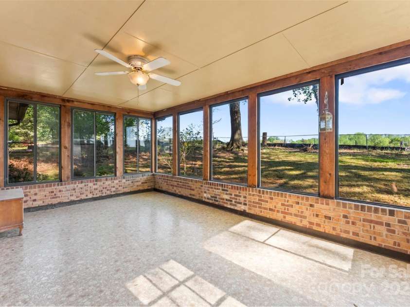 2643 Providence Drive, Gastonia, NC 28052.  MLS# CAR4245799, YatesRealty ID 5115. 