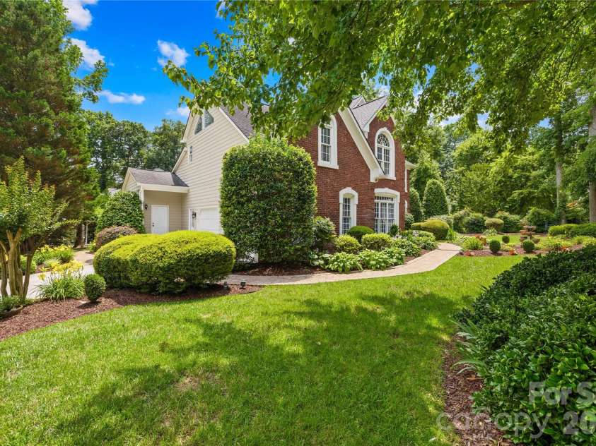 9514 Hayenridge Court, Huntersville, NC 28078.  MLS# CAR4424942, YatesRealty ID 51150. 