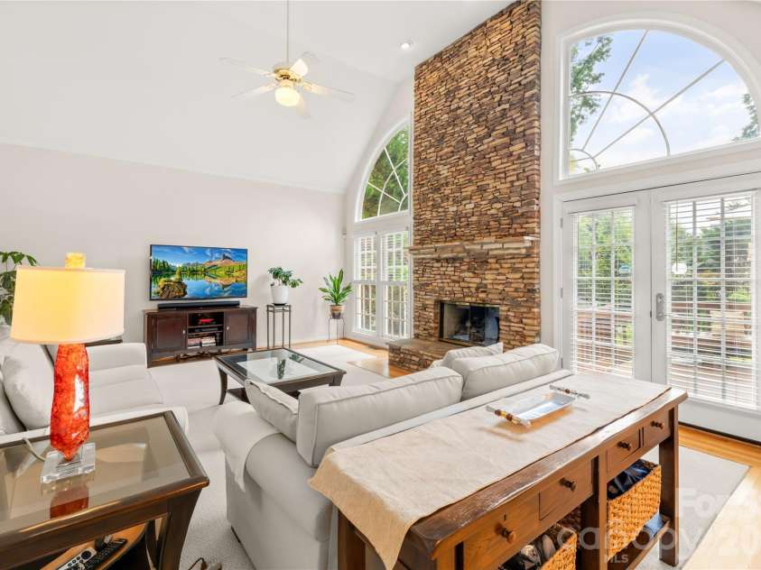 9514 Hayenridge Court, Huntersville, NC 28078.  MLS# CAR4424942, YatesRealty ID 51150. 