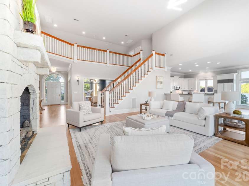18212 & 18210 Pompano Place, Cornelius, NC 28031.  MLS# CAR4424984, YatesRealty ID 51152. 