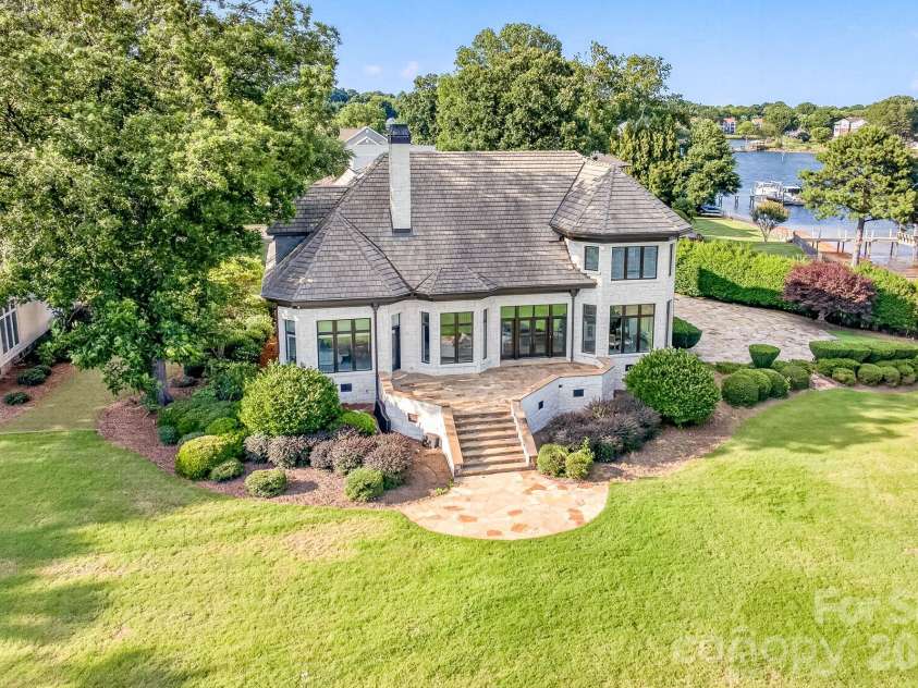 18212 & 18210 Pompano Place, Cornelius, NC 28031.  MLS# CAR4424984, YatesRealty ID 51152. 