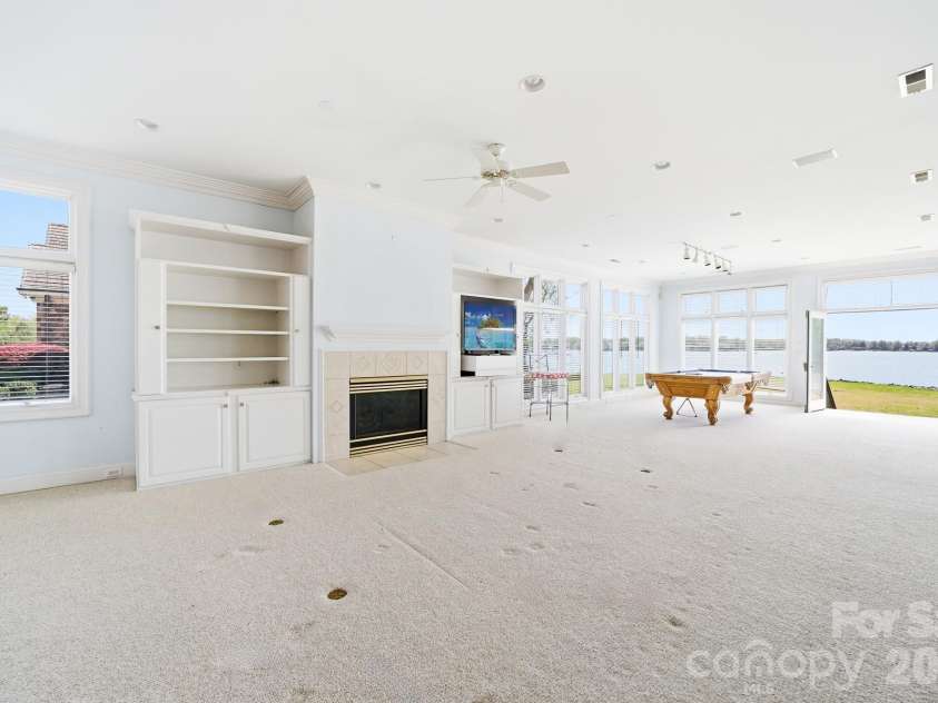 18212 & 18210 Pompano Place, Cornelius, NC 28031.  MLS# CAR4424984, YatesRealty ID 51152. 