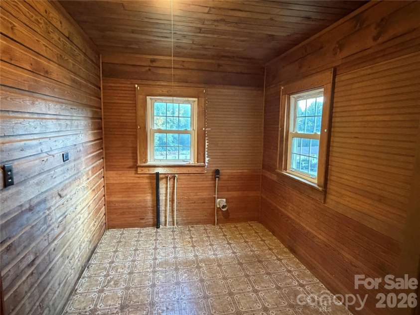3575 Huie Street, Newton, NC 28658.  MLS# CAR4424520, YatesRealty ID 51153. 