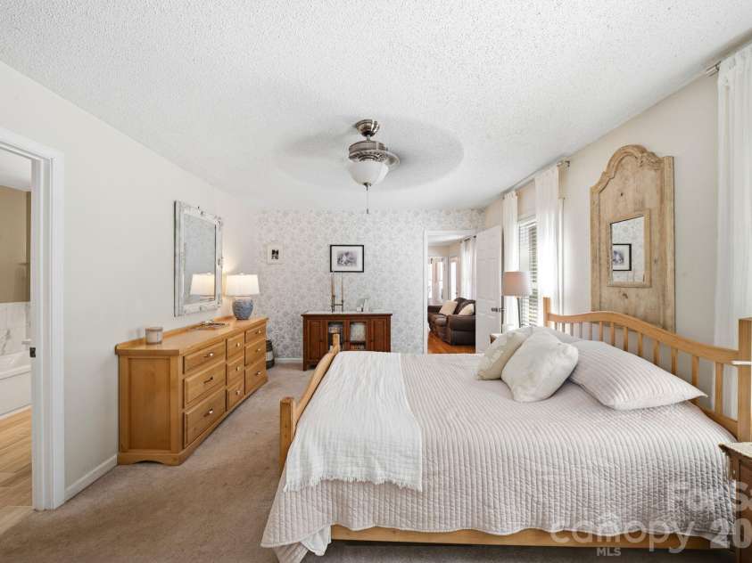 55 Brookside Drive, Columbus, NC 28722.  MLS# CAR4424712, YatesRealty ID 51155. 