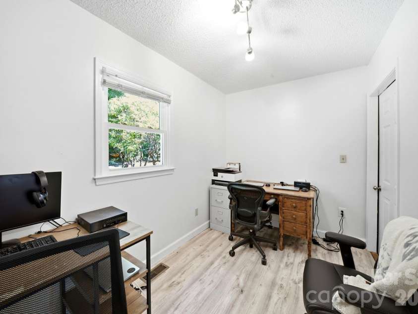55 Brookside Drive, Columbus, NC 28722.  MLS# CAR4424712, YatesRealty ID 51155. 