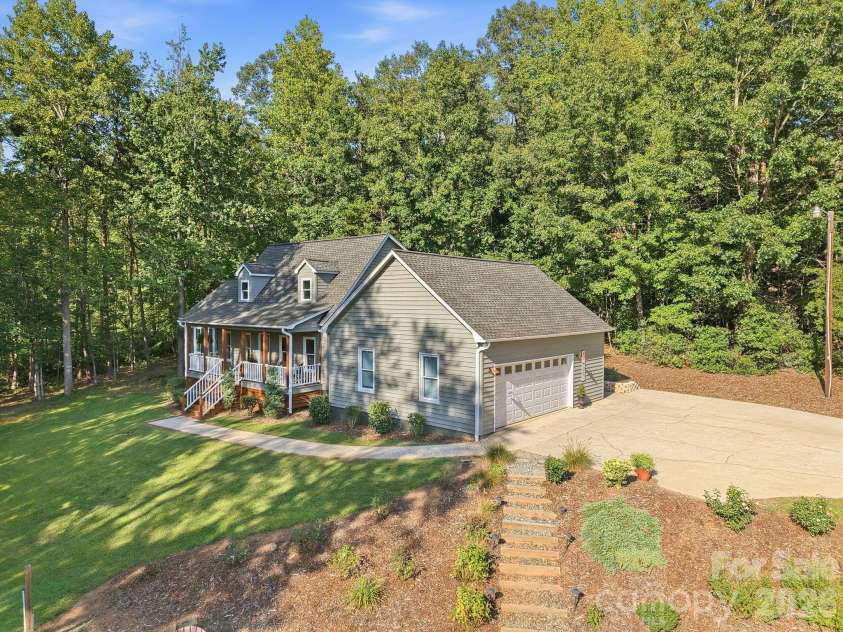 55 Brookside Drive, Columbus, NC 28722.  MLS# CAR4424712, YatesRealty ID 51155. 