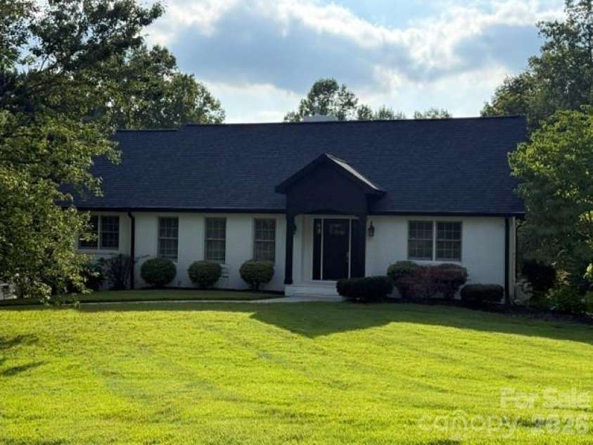 1441 Shirebourn None, Hickory, NC 28602.  MLS# CAR4425423, YatesRealty ID 51156. 