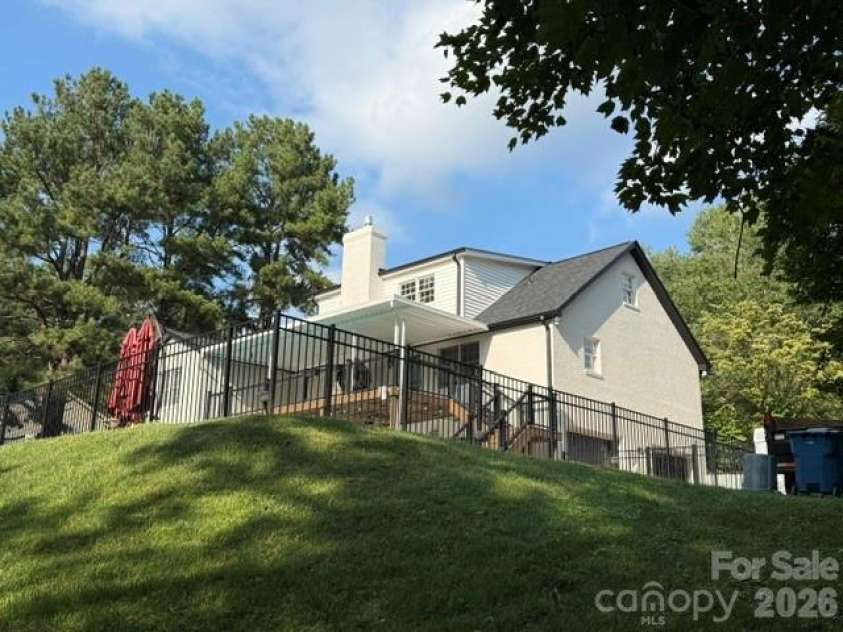 1441 Shirebourn None, Hickory, NC 28602.  MLS# CAR4425423, YatesRealty ID 51156. 