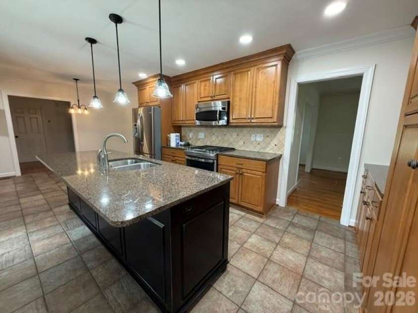 1441 Shirebourn None, Hickory, NC 28602.  MLS# CAR4425423, YatesRealty ID 51156. 