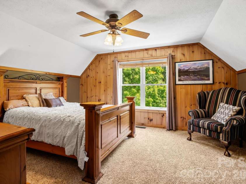187 Duncan Creek Road, Fletcher, NC 28732.  MLS# CAR4424773, YatesRealty ID 51157. 2nd Upper-level bedroom