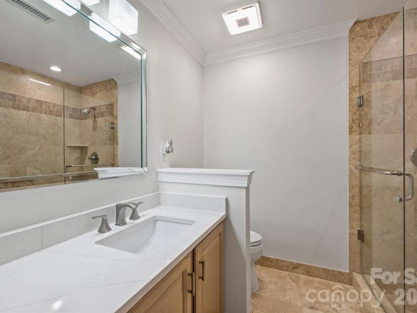 7418 Hurstbourne Green Drive, Charlotte, NC 28277.  MLS# CAR4421004, YatesRealty ID 51158. 