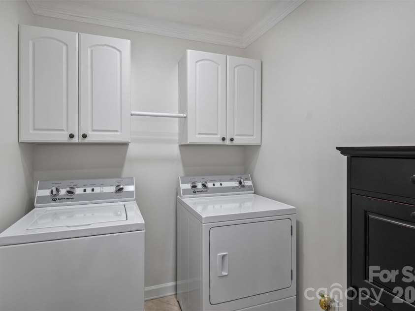 7418 Hurstbourne Green Drive, Charlotte, NC 28277.  MLS# CAR4421004, YatesRealty ID 51158. 