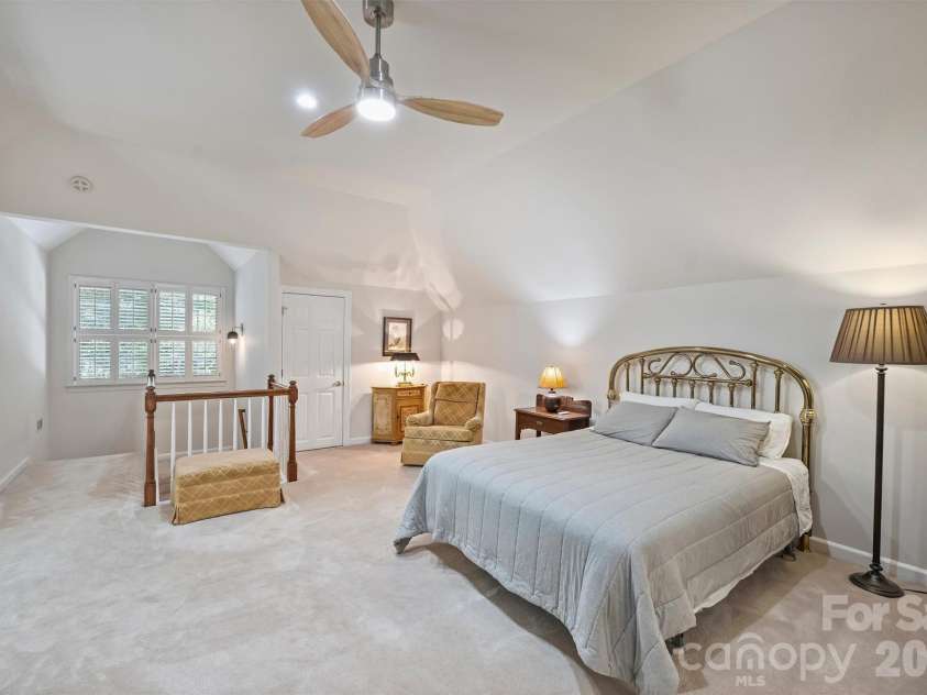 7418 Hurstbourne Green Drive, Charlotte, NC 28277.  MLS# CAR4421004, YatesRealty ID 51158. 