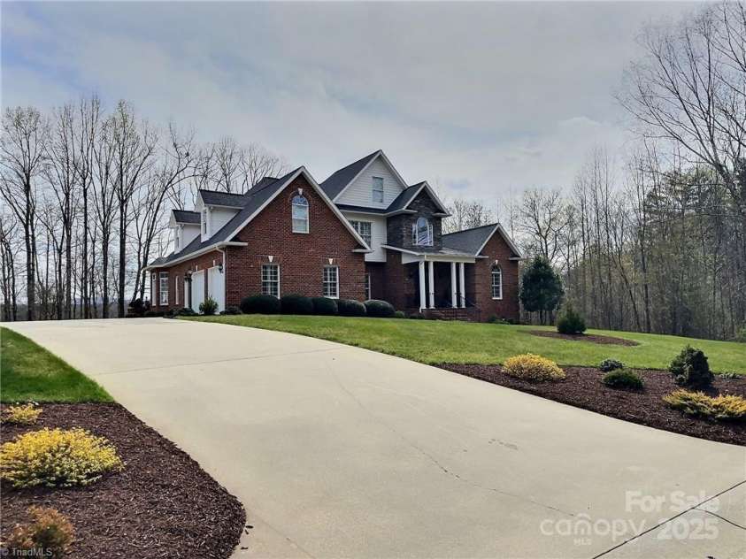 1660 Skyland Drive, Wilkesboro, NC 28697.  MLS# CAR4245822, YatesRealty ID 5116. 