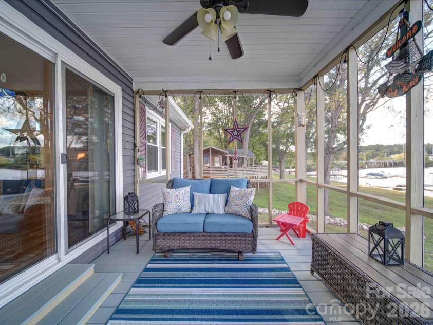 22 Garden Spot Lane, Camden, SC 29020.  MLS# CAR4193307, YatesRealty ID 5116. 