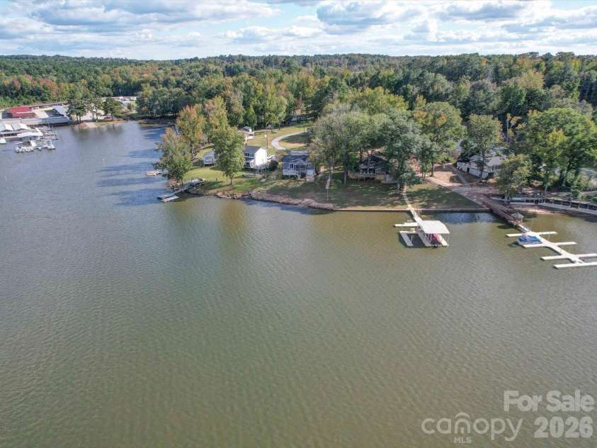 22 Garden Spot Lane, Camden, SC 29020.  MLS# CAR4193307, YatesRealty ID 5116. 