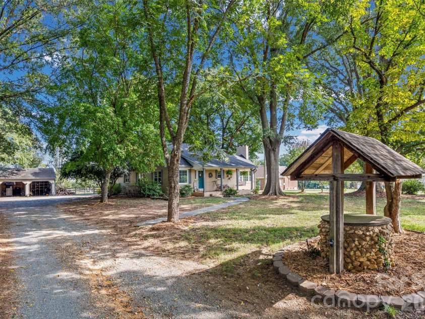 5517 Highway 218 Highway, Monroe, NC 28110.  MLS# CAR4425006, YatesRealty ID 51160. 