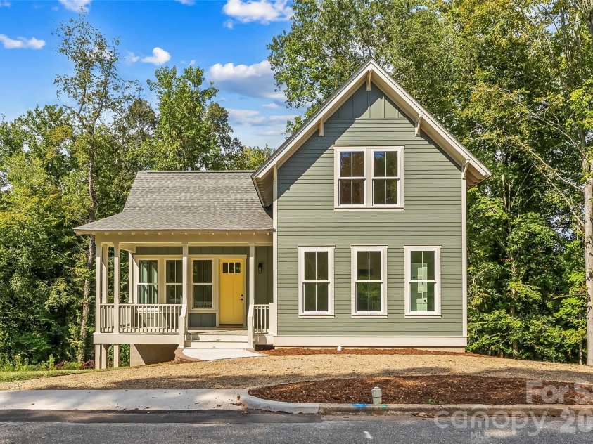 114 Walker Street, Morganton, NC 28655.  MLS# CAR4425265, YatesRealty ID 51162. 