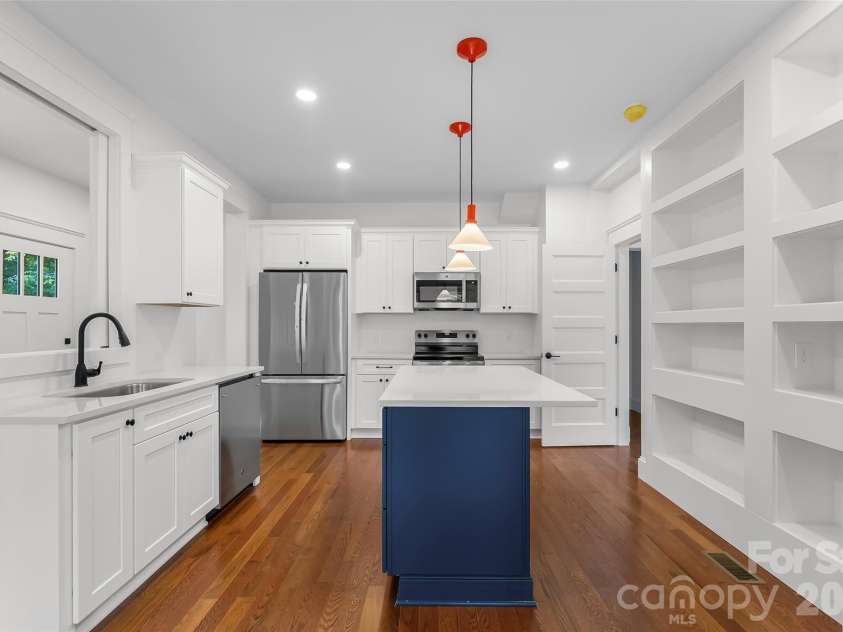 114 Walker Street, Morganton, NC 28655.  MLS# CAR4425265, YatesRealty ID 51162. 