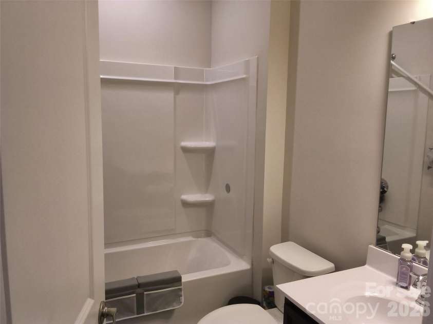 1205 May Apple Drive, Matthews, NC 28104.  MLS# CAR4425216, YatesRealty ID 51165. Full Bath upper