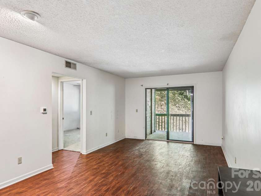 53 Lake Drive, Laurel Park, NC 28739.  MLS# CAR4425310, YatesRealty ID 51166. 
