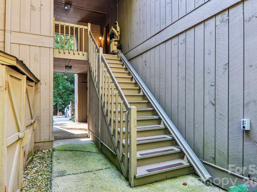 53 Lake Drive, Laurel Park, NC 28739.  MLS# CAR4425310, YatesRealty ID 51166. 