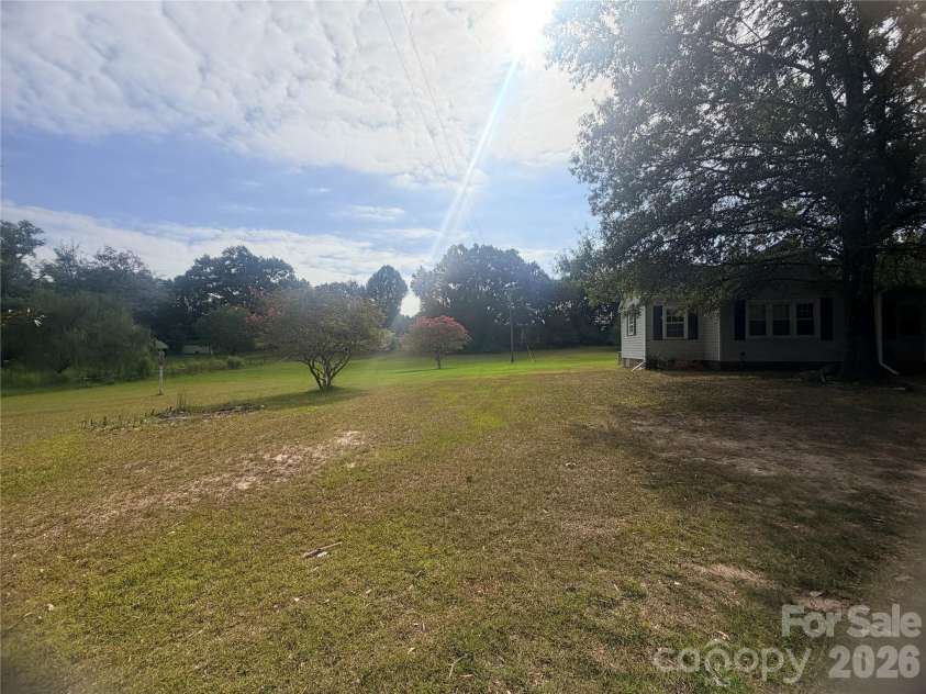 171 Fox Run Road, Lancaster, SC 29720.  MLS# CAR4424609, YatesRealty ID 51168. 