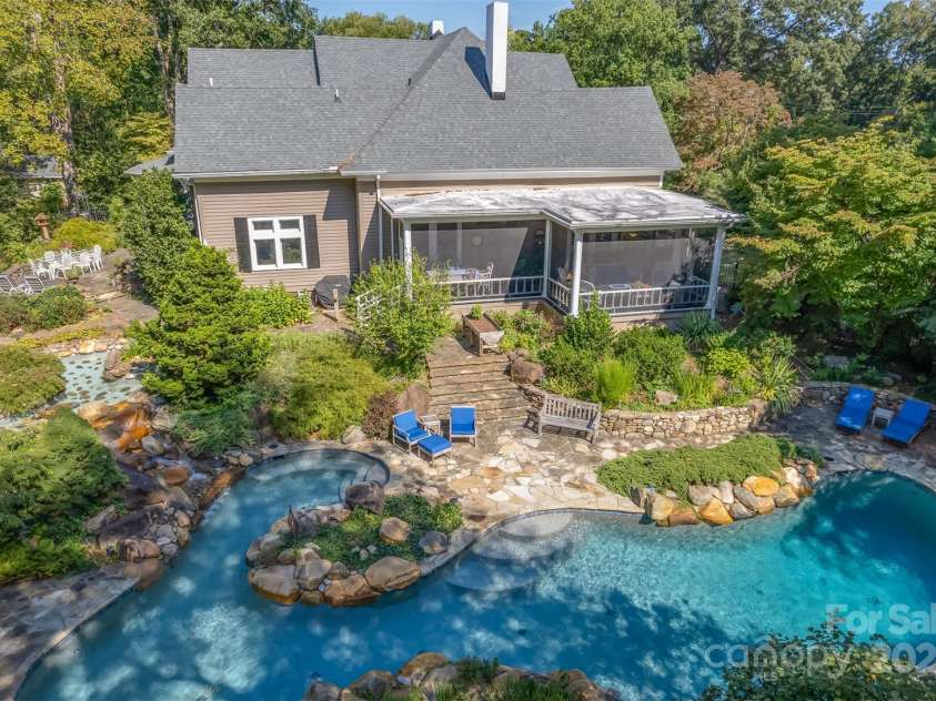 447 Washington Street, Rutherfordton, NC 28139.  MLS# CAR4245756, YatesRealty ID 5117. 