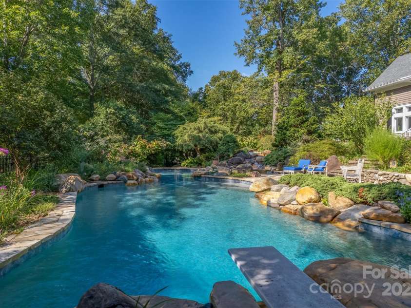 447 Washington Street, Rutherfordton, NC 28139.  MLS# CAR4245756, YatesRealty ID 5117. 