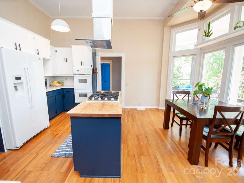 447 Washington Street, Rutherfordton, NC 28139.  MLS# CAR4245756, YatesRealty ID 5117. 