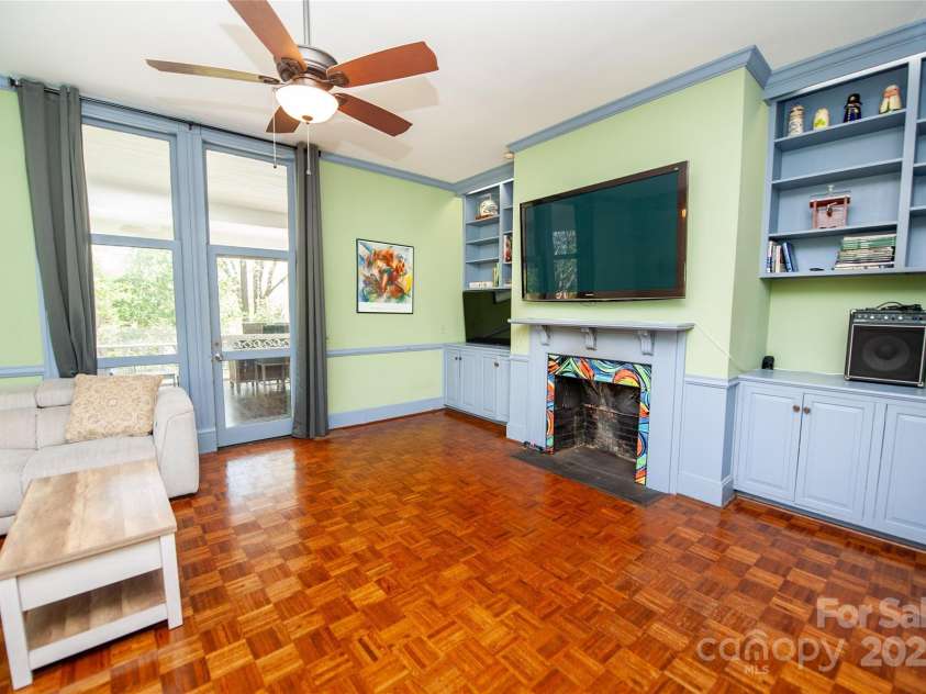 447 Washington Street, Rutherfordton, NC 28139.  MLS# CAR4245756, YatesRealty ID 5117. 