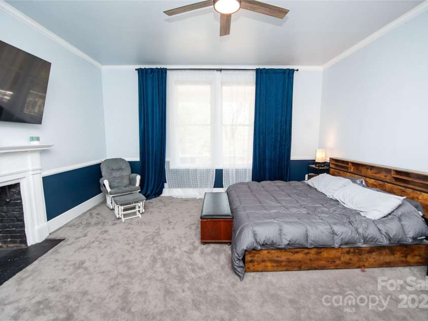 447 Washington Street, Rutherfordton, NC 28139.  MLS# CAR4245756, YatesRealty ID 5117. 