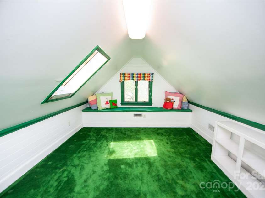 447 Washington Street, Rutherfordton, NC 28139.  MLS# CAR4323282, YatesRealty ID 5117. 