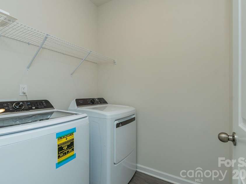 6116 Jasmine Branch Road, Charlotte, NC 28216.  MLS# CAR4425461, YatesRealty ID 51171. Laundry Room