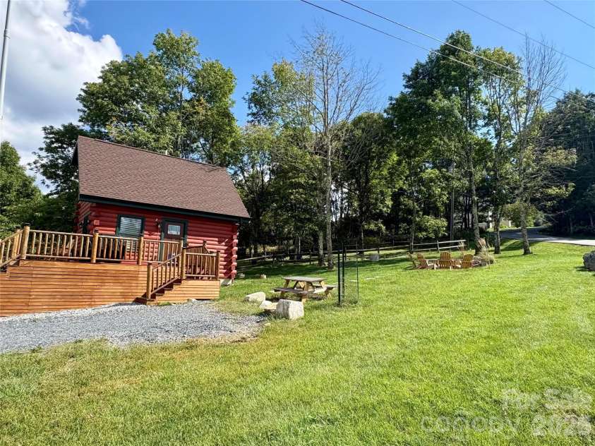 111 Almost Heaven None, Boone, NC 28607.  MLS# CAR4425508, YatesRealty ID 51176. 