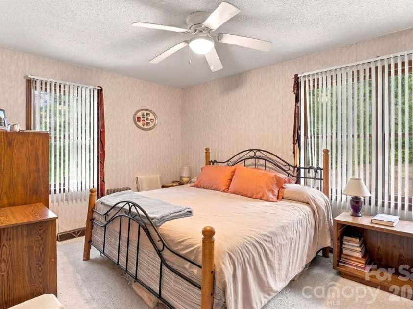 5559 Hillsdale Street, Fort Lawn, SC 29714.  MLS# CAR4424601, YatesRealty ID 51177. 